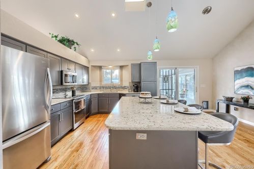 1045 Florence St, Denver, CO 80010-3911