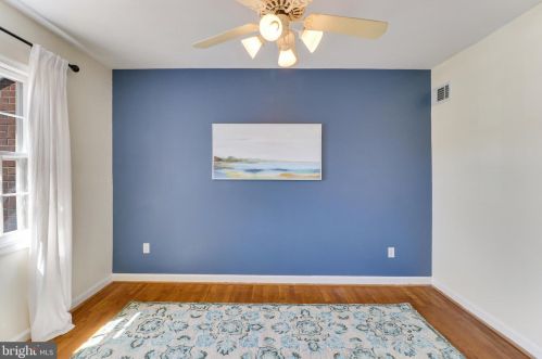 5940 Queenston St, Springfield VA  22152-1731 exterior