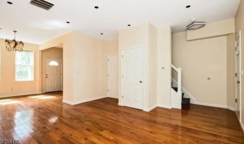 104 Grace St, Irvington, NJ 07111-3414
