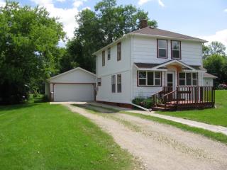 215 2nd Ave, Leeds, ND 58346-7202