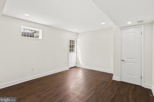 7612 Hammond Ave, Silver Spring MD 20912-7421 exterior