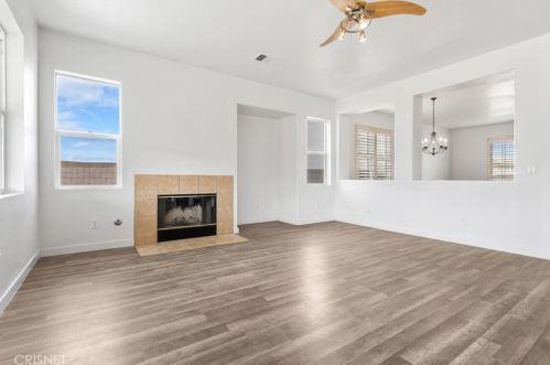 44015 Moccasin Pl, Lancaster CA  93536-6857 exterior