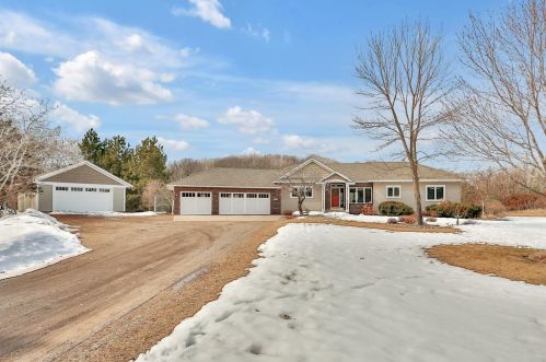 24860 113th St, Zimmerman, MN 55398-8745
