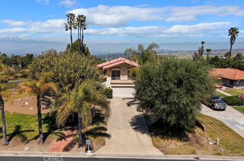 16350 Rancho Escondido Dr, Riverside CA  92506-5816 exterior