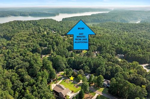 440 Sweetwater Creek Dr, Holly Springs, GA 30114-7822