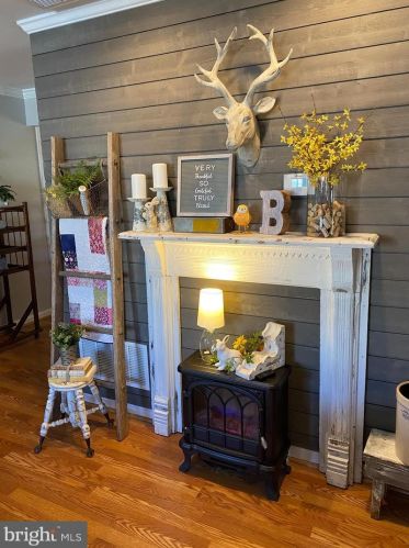 169 Baltusrol Dr, Charles Town, WV 25414-4085