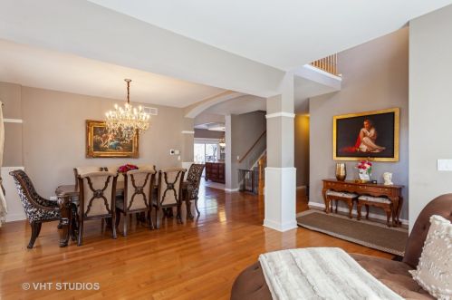 1414 Glenside Dr, Lemont IL  60490-5446 exterior