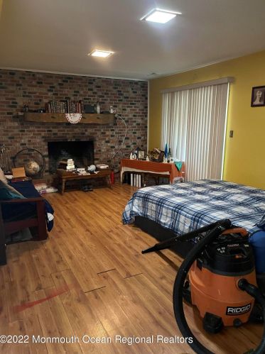 27 Pne Needle St, Wall Township NJ  07731-2647 exterior