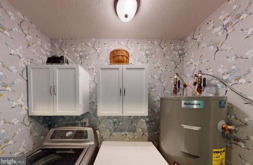 3332 Mountain Rd, Wardensville WV 26851-8279 exterior