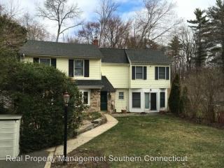 40 Pleasant St, Cos Cob CT  06807-2005 exterior