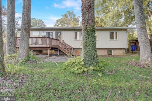 1606 Northcrest Dr, Silver Spring MD 20904-1456 exterior