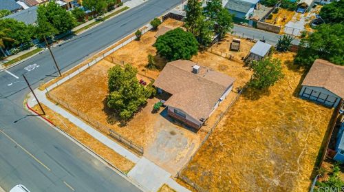 311 6th St, Perris, CA 92570-2056