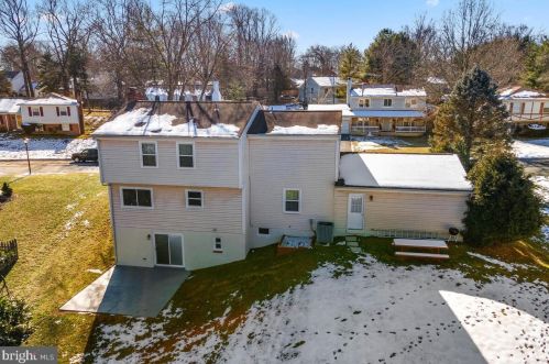 2845 Gunarette Way, Silver Spring MD 20906-1863 exterior