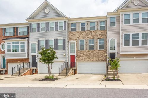 1376 Chapel Centre Dr, Gambrills, MD 21054-1978