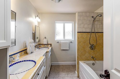 1969 Farndon Ave, Los Altos CA 94024-6944 exterior