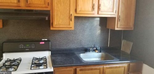 5022 12 St, Philadelphia PA 19141-3518 exterior