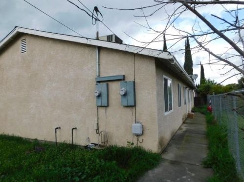 525 Canal St, Merced, CA 95341-6627