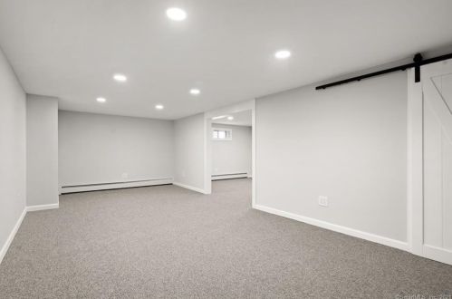 208 Lefoll Blvd, Wapping CT  06074-4261 exterior