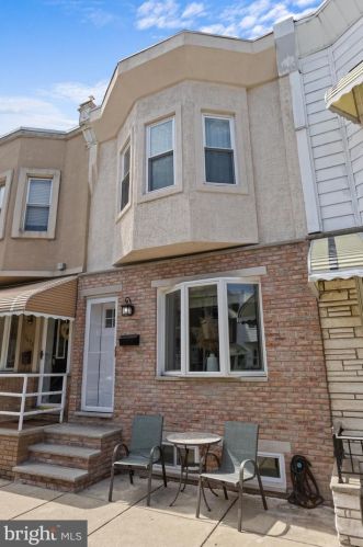 2632 12th St, Philadelphia PA  19133-1104 exterior