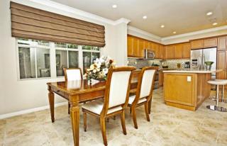 25 Peony, Irvine CA  92618-1508 exterior