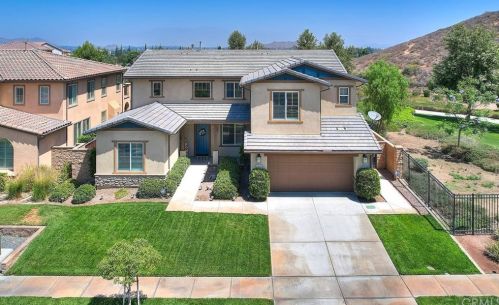 10815 Portofino Ln, Riverside CA  92503-5213 exterior