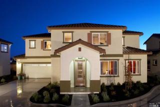 624 Embassy Cir, Vacaville, CA 95688-8825