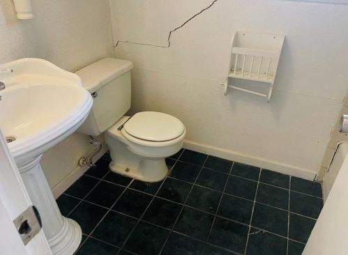 3805 Kelvin Ave, Fort Worth TX  76133-4210 exterior