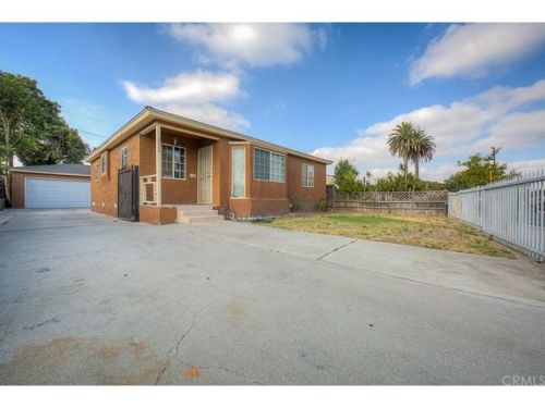 2022 Knopf St, Compton, CA 90222-2403