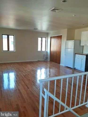 1146 10th St, Philadelphia PA 19147-4632 exterior