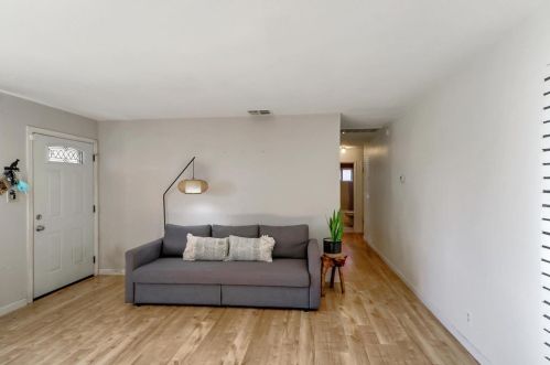 491 Hintz Ave, Tracy, CA 95376-1821