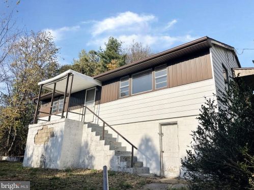 230 4th St, Harrisburg, PA 17113-2403
