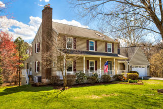 114 Norwood Pl, Dulles VA  20164-8503 exterior