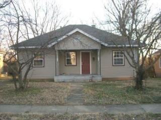 916 Douglas Ave, Springfield MO  65802-4031 exterior