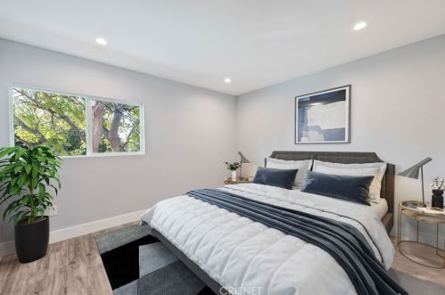 7960 Amestoy Ave, Van Nuys CA  91406-1603 exterior