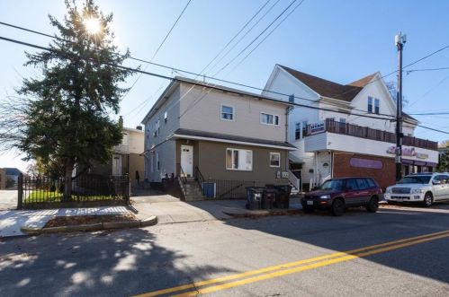 876 Atwells Ave, Providence, RI 02909-2528