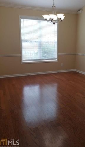 501 Creekside Dr, Lagrange, GA 30240-8160
