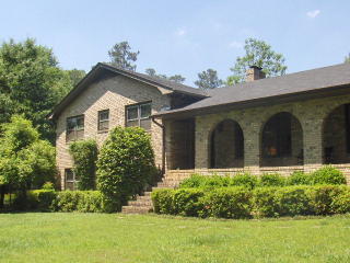 120 Cherokee Forest Dr, Athens, GA 30601-1052