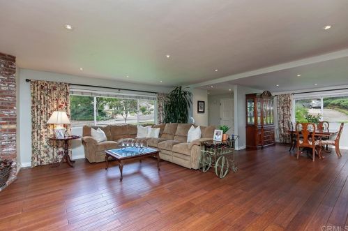 1795 Avenida Cherylita, El Cajon, CA 92020-7701