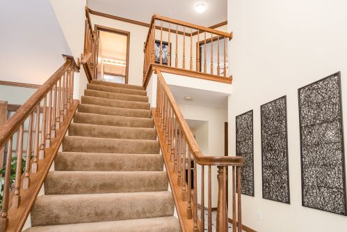 850 Vaughn Ct, Sycamore IL  60178-2036 exterior