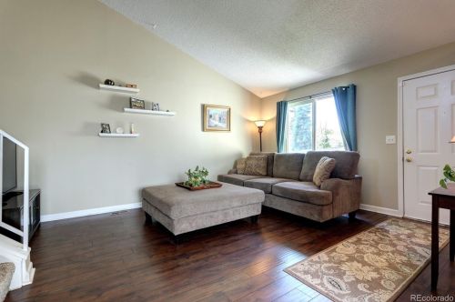 17539 Temple Dr, Denver, CO 80015-1910