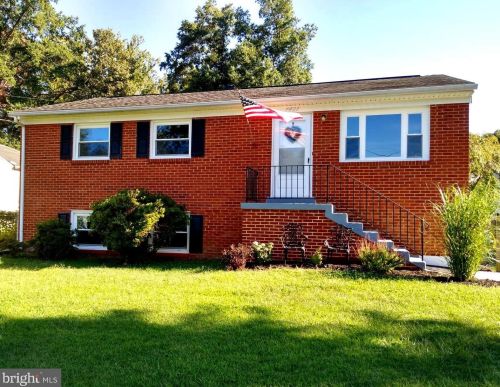 1421 Idaho St, Woodbridge, VA 22191-3705