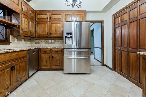 2550 Amalfi Dr, Conyers GA  30012-2957 exterior