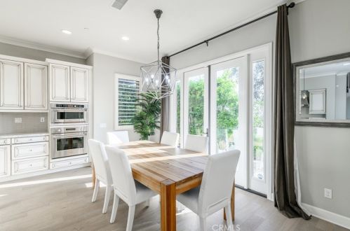 126 Long Fence, Irvine CA  92602-1807 exterior