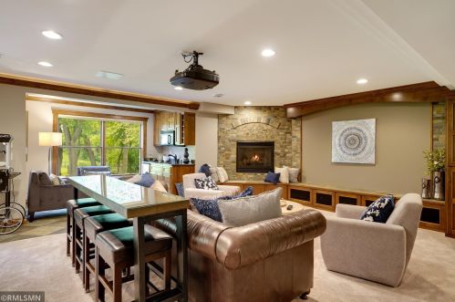 10147 Bridgewater Pkwy, Saint Paul MN  55129-8587 exterior