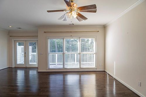8610 Hope Mews Ct, Atlanta GA  30350-2960 exterior