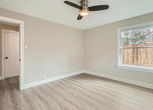901 54th St, Austin TX  78751-1705 exterior