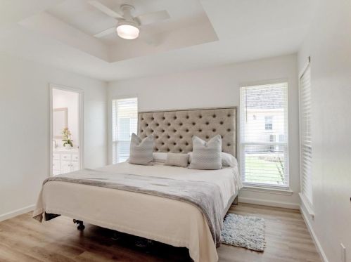 2923 Allister St, Dallas TX  75229-2460 exterior