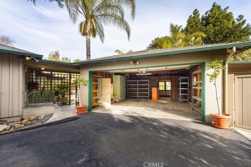 740 West St, Anaheim CA  92801-4708 exterior