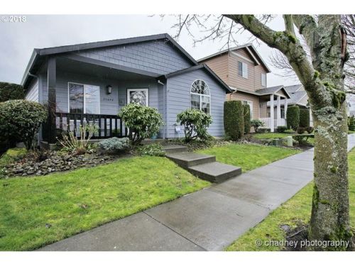 20648 Shore View Dr, Interlachen, OR 97024-6754