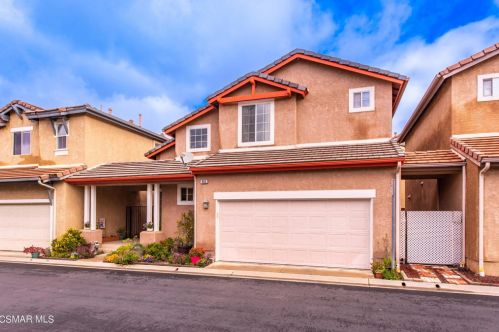 485 Night Rain Ln, Simi Valley, CA 93065-7425